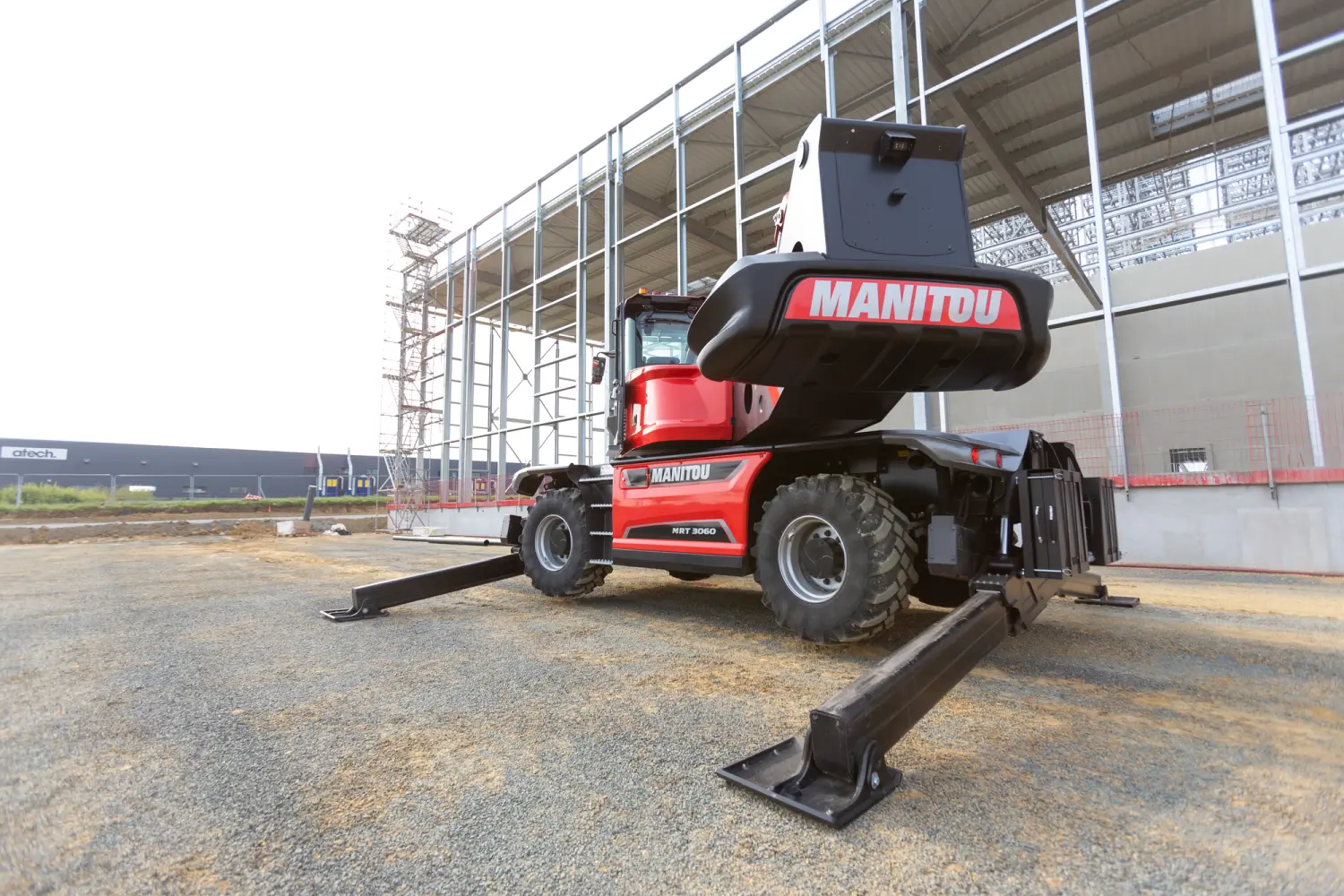 Anwendung mewp 200 atje manitou von Ohl Baumaschinen